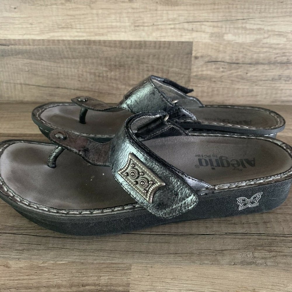 ALEGRIA CAR-621 Carina Pewter Tumble Silver Thong Sandals Size 39 US 8.5